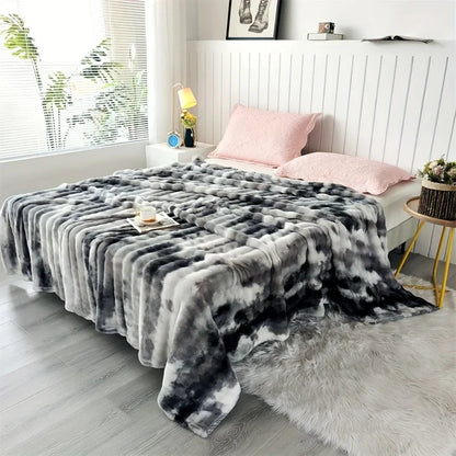 Everyday Luxe Faux Fur Throw Blanket